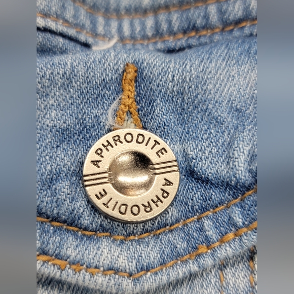 **SOLD*******Lynyrd Synyrd Free Bird Long Denim Jean Jacket Upcycled Vintage - Picture 10 of 12